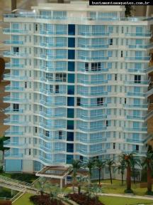 Foto de maquete fisica de Edifícios Residenciais produzida para o cliente PROCAVE, localizada na cidade de Balneário Camboriú/SC