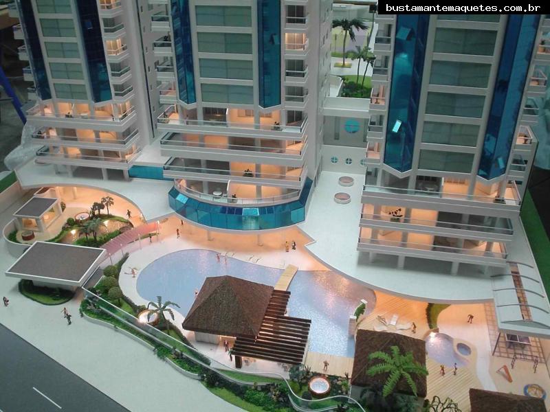 Foto de maquete fisica de Edifícios Residenciais produzida para o cliente PROCAVE, localizada na cidade de Balneário Camboriú/SC
