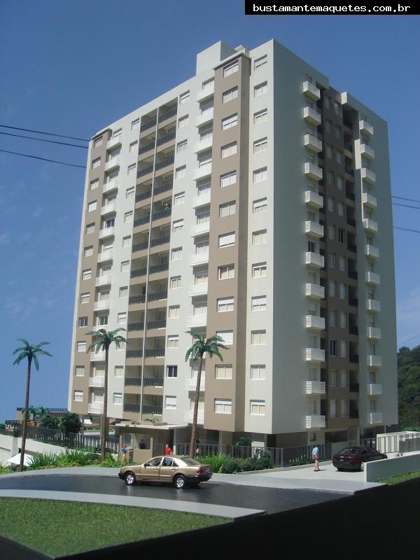 Foto de maquete fisica de Edifícios Residenciais produzida para o cliente Tríplice Engenharia, localizada na cidade de Florianópolis/SC