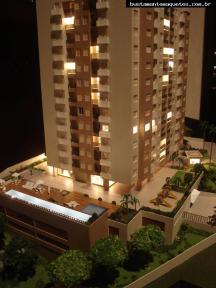 Foto de maquete fisica de Edifícios Residenciais produzida para o cliente Tríplice Engenharia, localizada na cidade de Florianópolis/SC