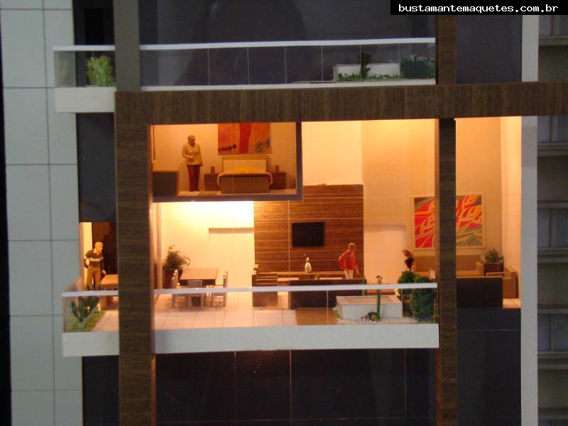 Foto de maquete fisica de Edifícios Residenciais produzida para o cliente Enec Construtora, localizada na cidade de Goiânia/GO