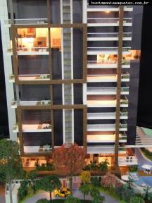 Foto de maquete fisica de Edifícios Residenciais produzida para o cliente Enec Construtora, localizada na cidade de Goiânia/GO