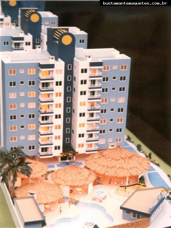 Foto de maquete fisica de Edifícios Residenciais produzida para o cliente Mendes Sibara, localizada na cidade de Itajaí/SC