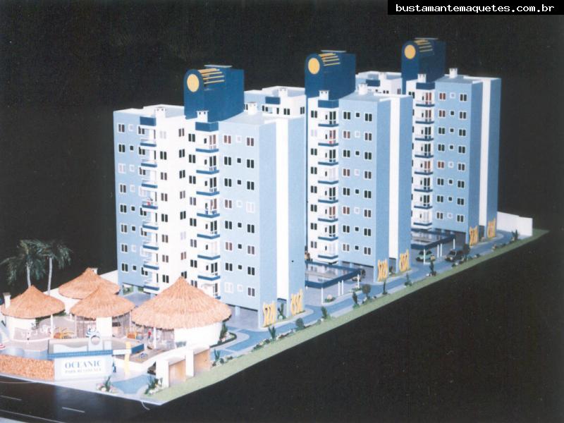Foto de maquete fisica de Edifícios Residenciais produzida para o cliente Mendes Sibara, localizada na cidade de Itajaí/SC