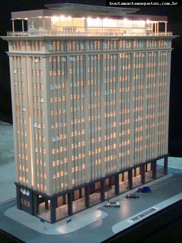 Foto de maquete fisica de Prédios Públicos produzida para o cliente Liborio Gândara Arquitetos, localizada na cidade de Rio de Janeiro/RJ