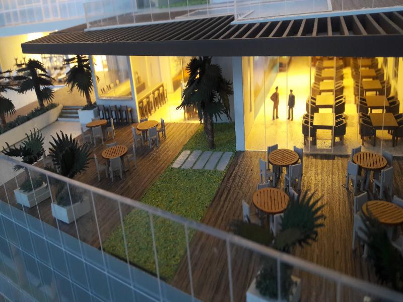 Foto de maquete fisica de Edifícios Residenciais produzida para o cliente PROCAVE, localizada na cidade de Balneário Camboriú/SC