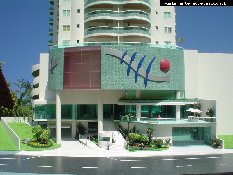 Foto de maquete fisica de Edifícios Residenciais produzida para o cliente FG Empreendimentos Ltda., localizada na cidade de Balneário Camboriú/SC