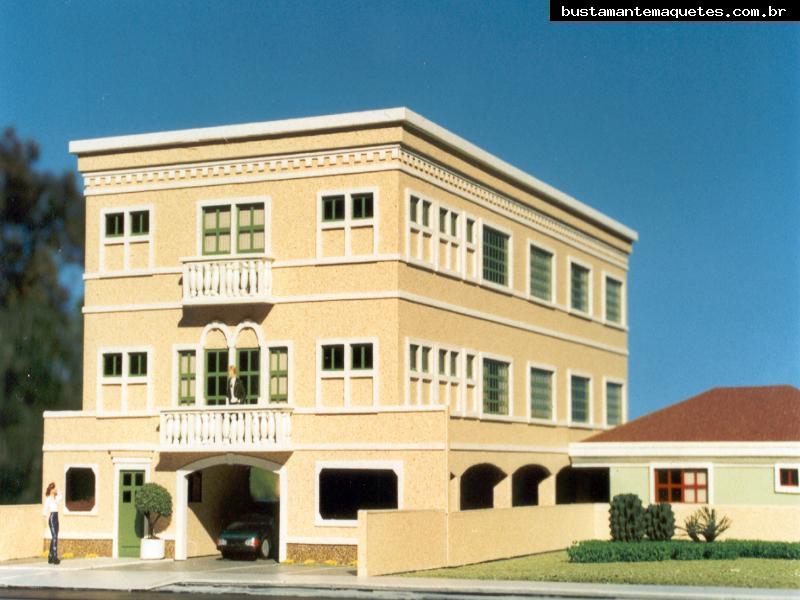 Foto de maquete fisica de Instituições produzida para o cliente Circollo Italiano di Joinville, localizada na cidade de Joinville/SC