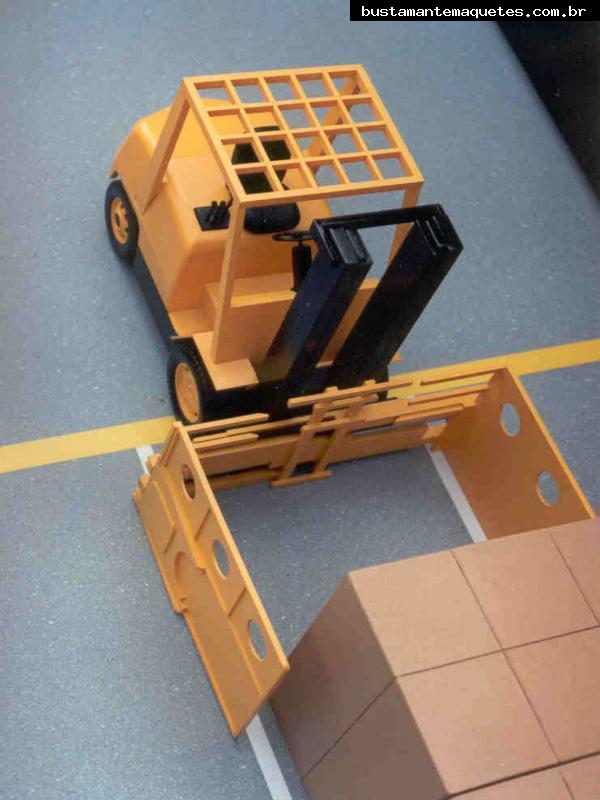 Foto de maquete fisica de Modelos Reduzidos produzida para o cliente Multibrás, localizada na cidade de Joinville/SC
