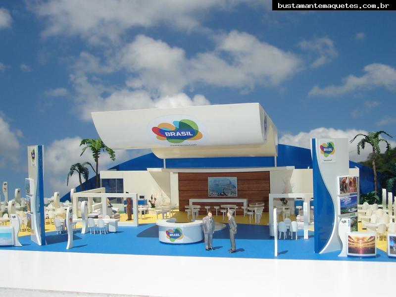 Foto de maquete fisica de Modelos Reduzidos produzida para o cliente Paleta Stands, localizada na cidade de Joinville/SC