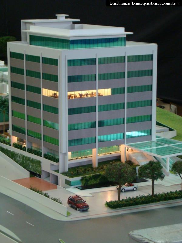 Foto de maquete fisica de Edifícios Comerciais produzida para o cliente Furtado de Mendonça Empreendimentos, localizada na cidade de Florianópolis/SC