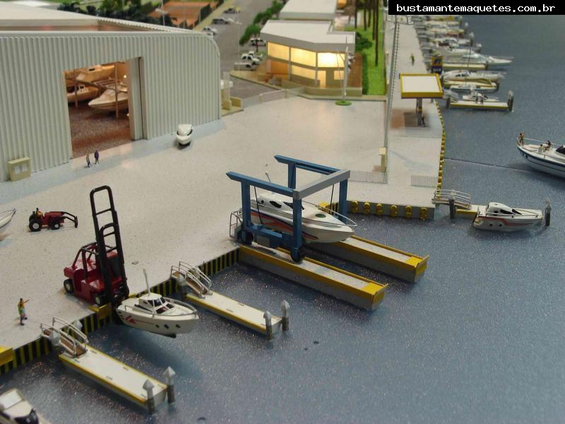 Foto de maquete fisica de Urbanismo produzida para o cliente TEDESCO TURISMO LTDA., localizada na cidade de Balneário Camboriú/SC