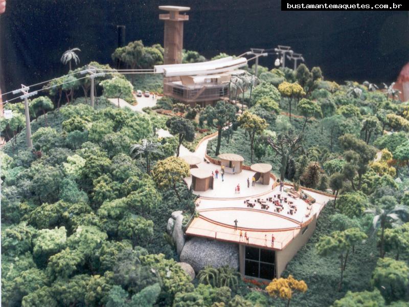 Foto de maquete fisica de Parques produzida para o cliente Bontur S.A. Bondinhos Aereos, localizada na cidade de Balneário Camboriú/SC