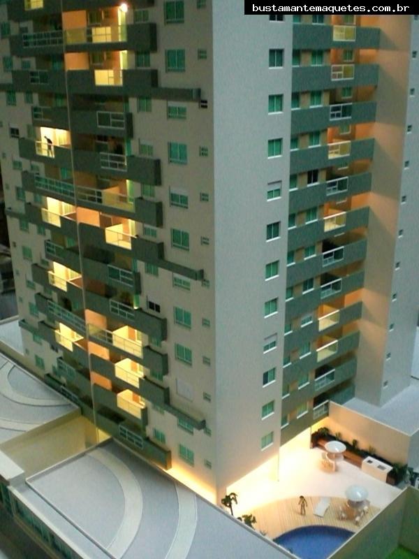 Foto de maquete fisica de Edifícios Residenciais produzida para o cliente RDO Construções Ltda, localizada na cidade de São José/SC